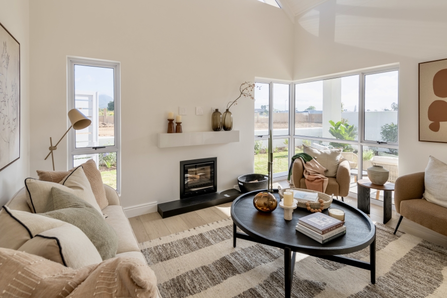 3 Bedroom Property for Sale in Kraaibosch Western Cape